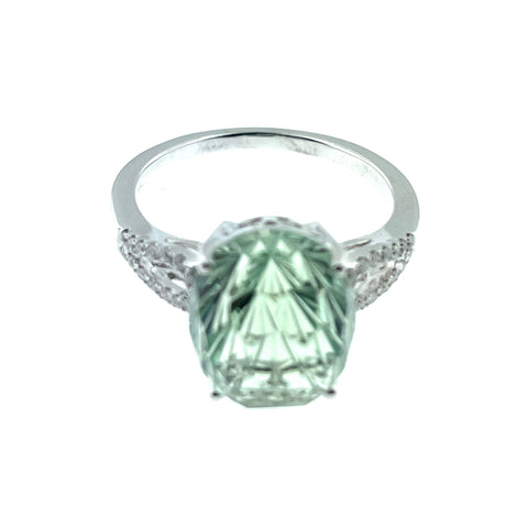 Green Garnet & Diamond Ring